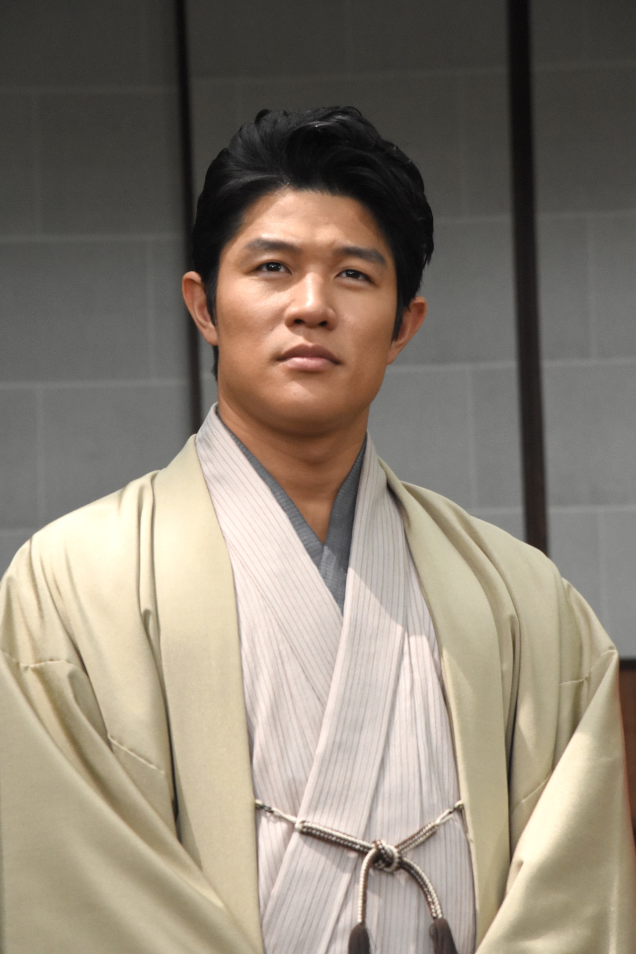 鈴木亮平