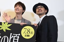 左から高杉真宙、タナカカツキ。