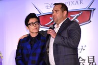 左から藤森慎吾、ブライアン・フィー。