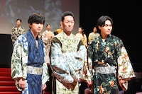 左から吉沢亮、中村勘九郎、柳楽優弥。