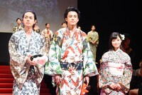 左から菅田将暉、小栗旬、橋本環奈。