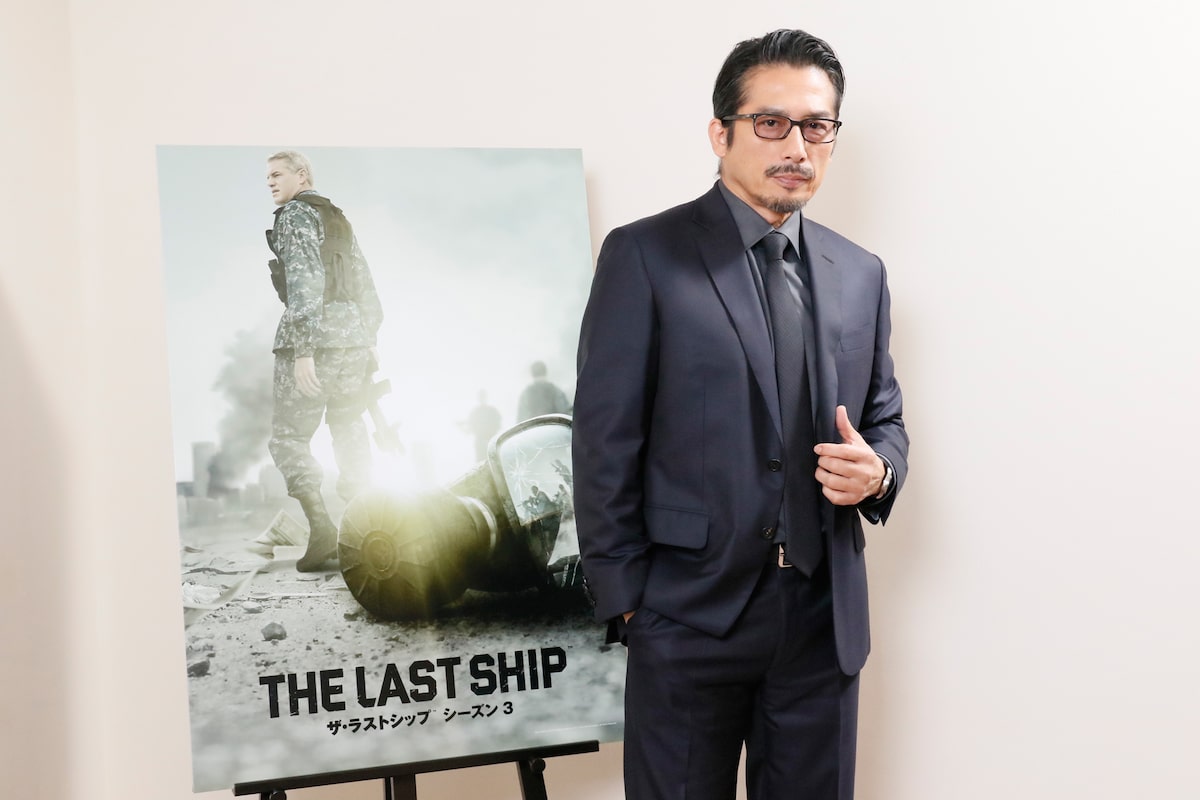 真田広之が 人生最長のひげ で臨んだ ザ ラストシップ 語るインタビュー映像 映画ナタリー