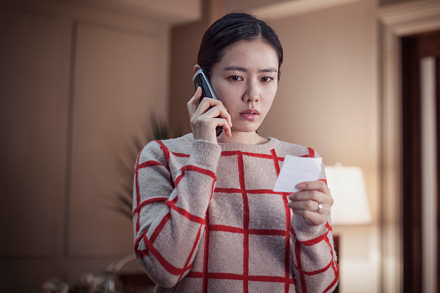 「荊棘（ばら）の秘密」 (c)2016 CJ E&M CORPORATION, ALL RIGHTS RESERVED