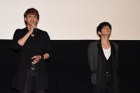 左から宮野真守、津田健次郎。