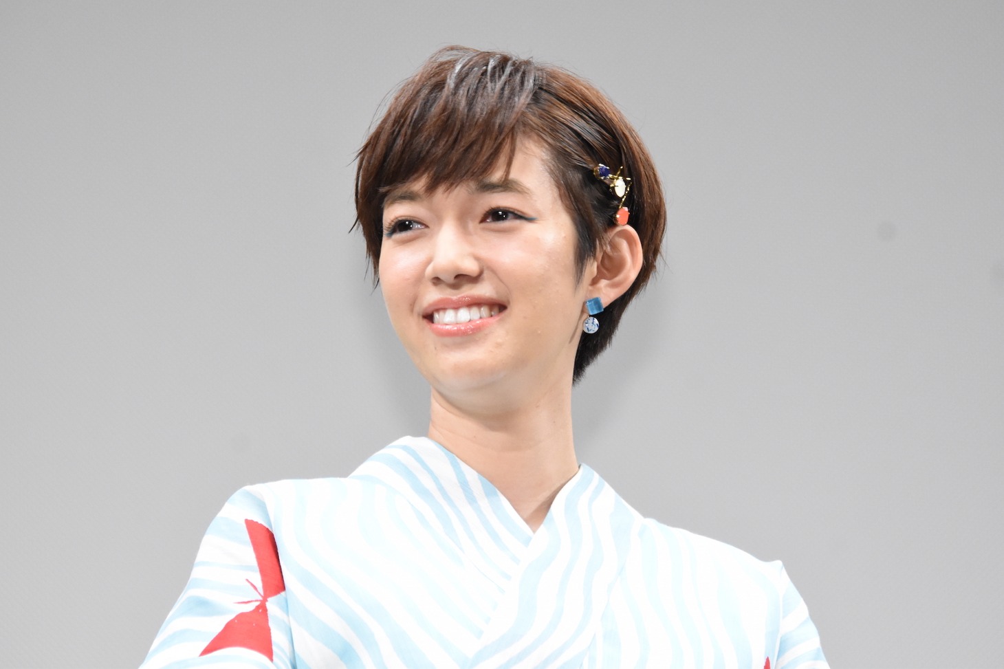 佐藤栞里