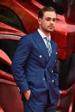 デイカー・モンゴメリー。