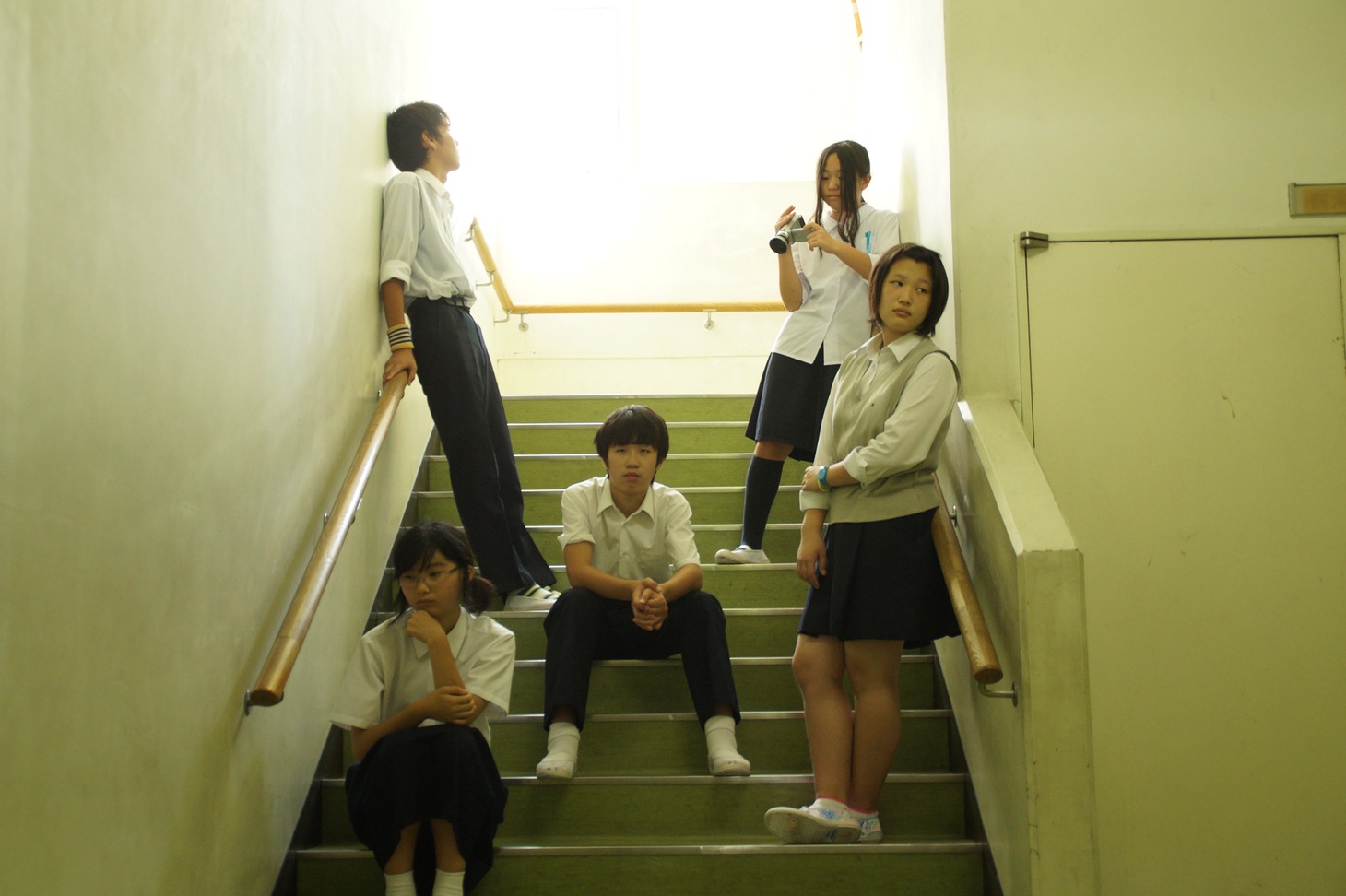 「学校は二度死ぬ」