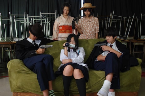 「学校は二度死ぬ」