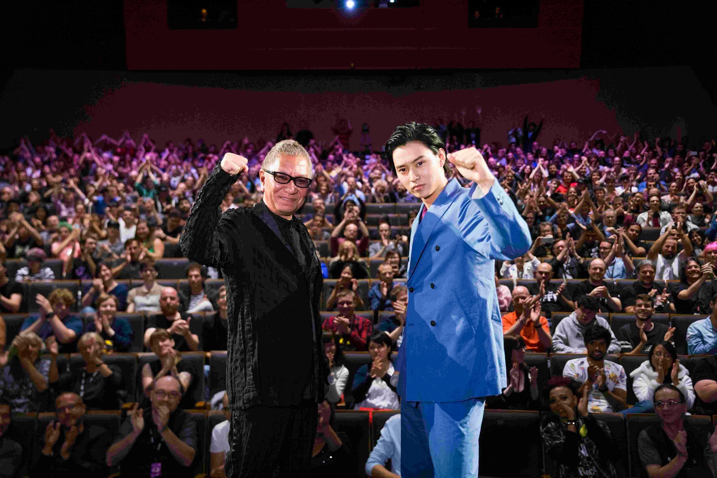 第17回ヌーシャテル国際ファンタスティック映画祭に参加した三池崇史（左）と山崎賢人（右）。
