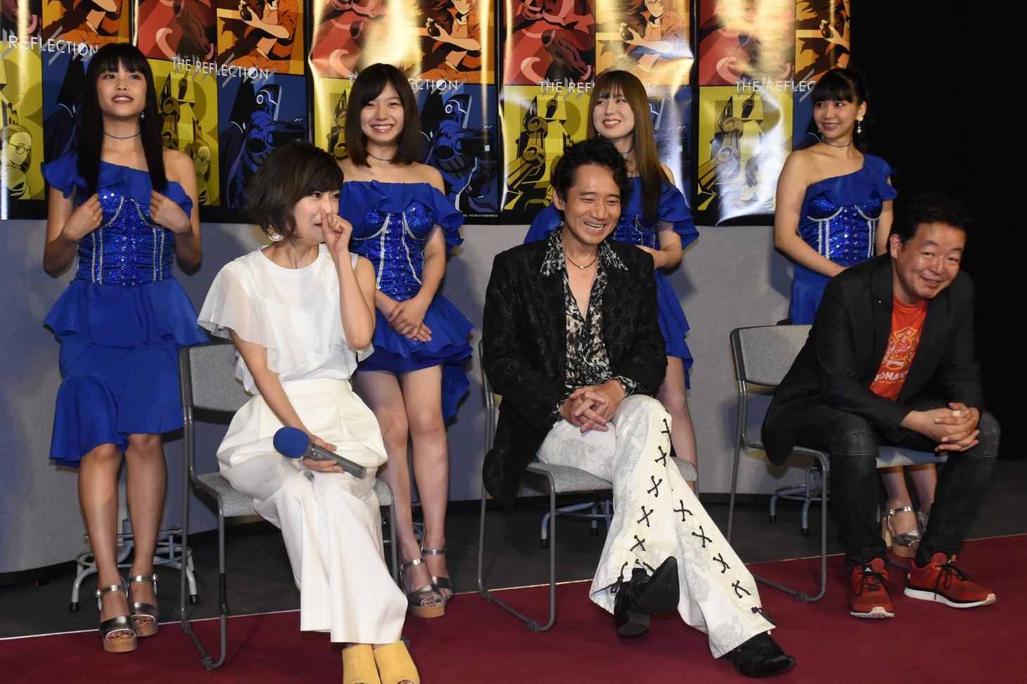アニメ「THE REFLECTION -ザ・リフレクション-」の試写会の様子。