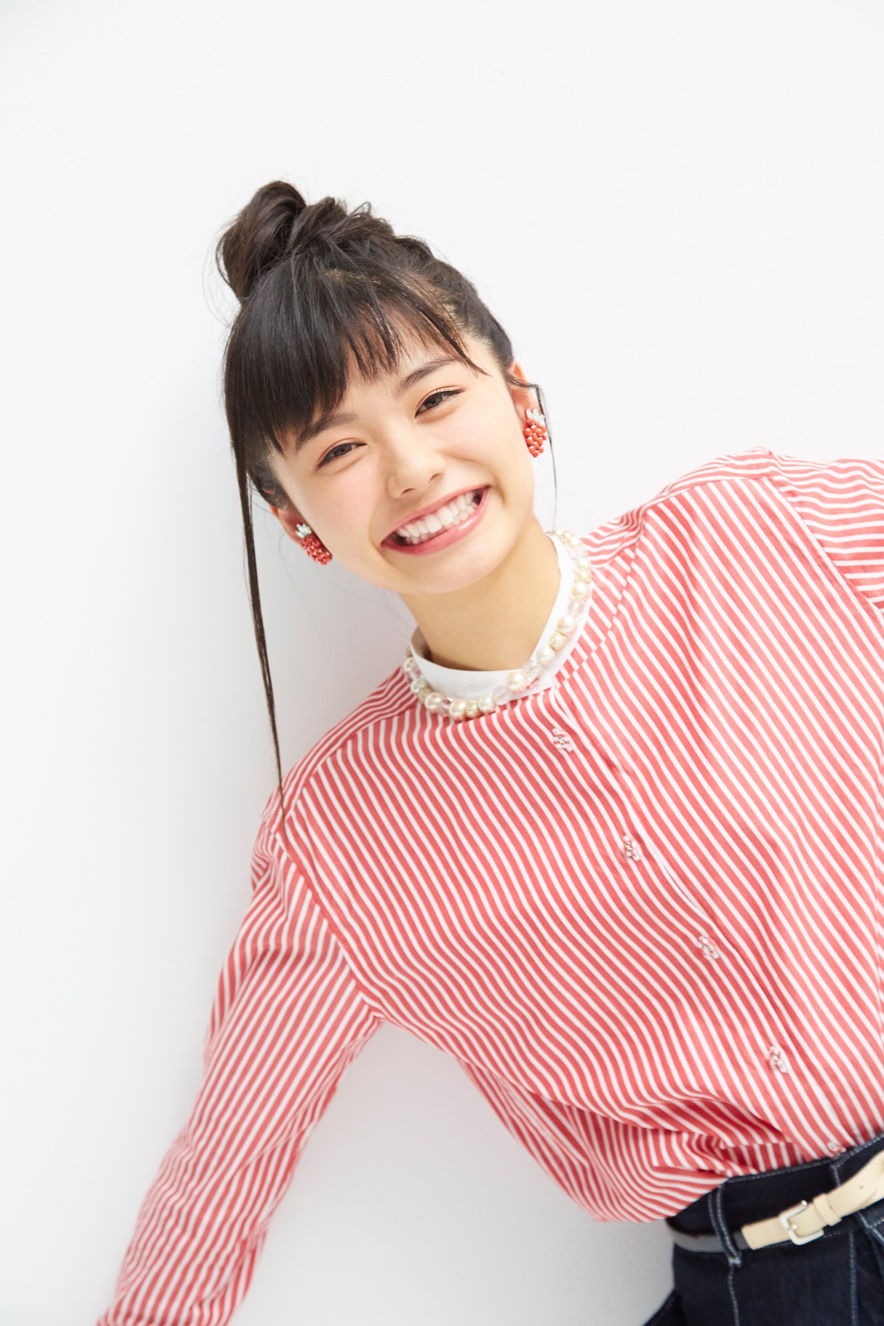足立佳奈