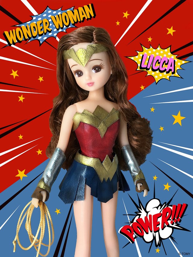 「ワンダーウーマン」とリカちゃん人形のコラボビジュアル。