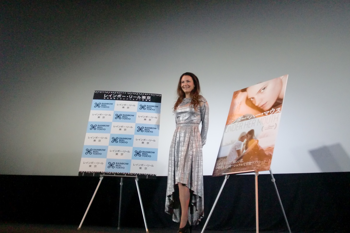 「アンダー・ハー・マウス」の監督を務めたエイプリル・マレン。
