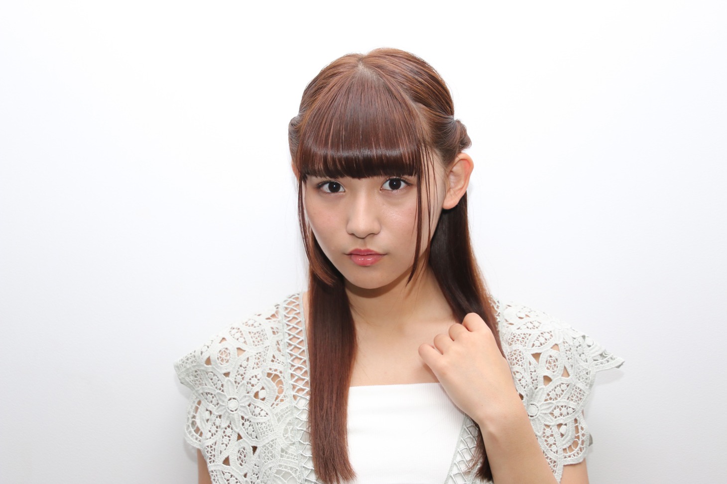 浅川梨奈