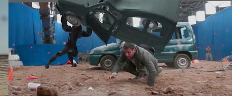 「アトラクション 制圧」メイキングカット