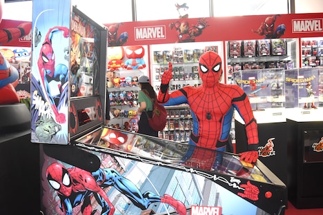 スパイダーマン