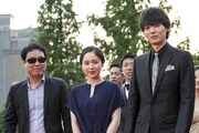 第21回富川国際ファンタスティック映画祭に参加したクァク・ジェヨン（左）、藤井武美（中央）、古川雄輝（右）。