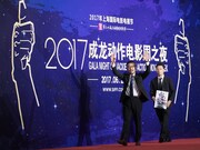 第20回上海国際映画祭に参加した中村義洋（左）。