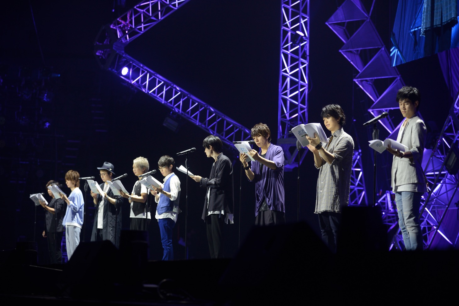 「ユーリ!!! on FESTIVAL」朗読劇の様子。