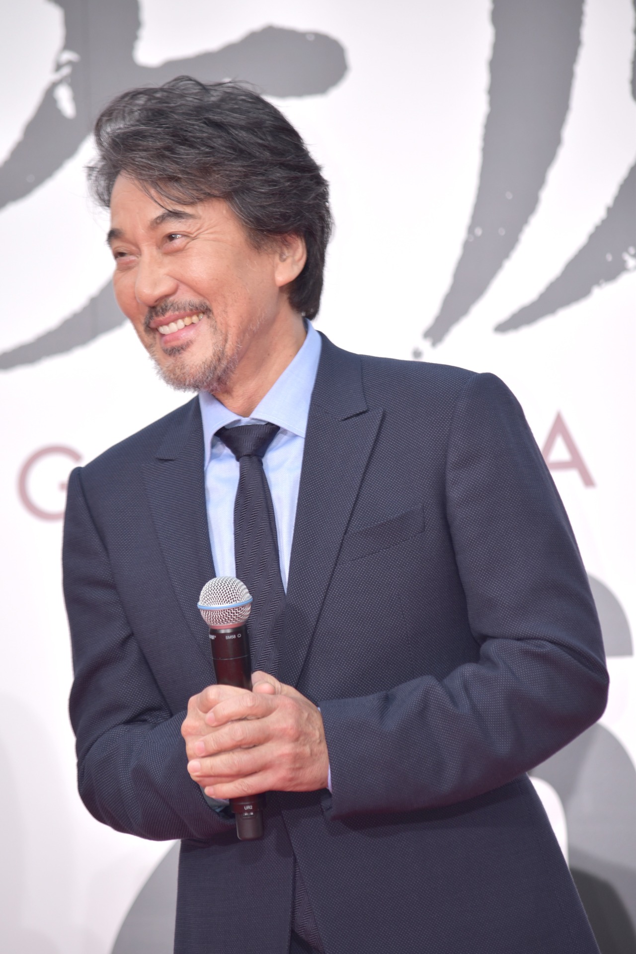 役所広司