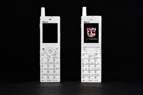 「INFOBAR OPTIMUS PRIME（ANNIN）」