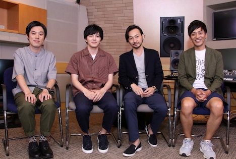 左から好井まさお、林遣都、波岡一喜、村田秀亮。