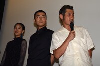 「密使と番人」初日舞台挨拶の様子。