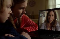 「ヴィジット」 (c)2015 UNIVERSAL STUDIOS.