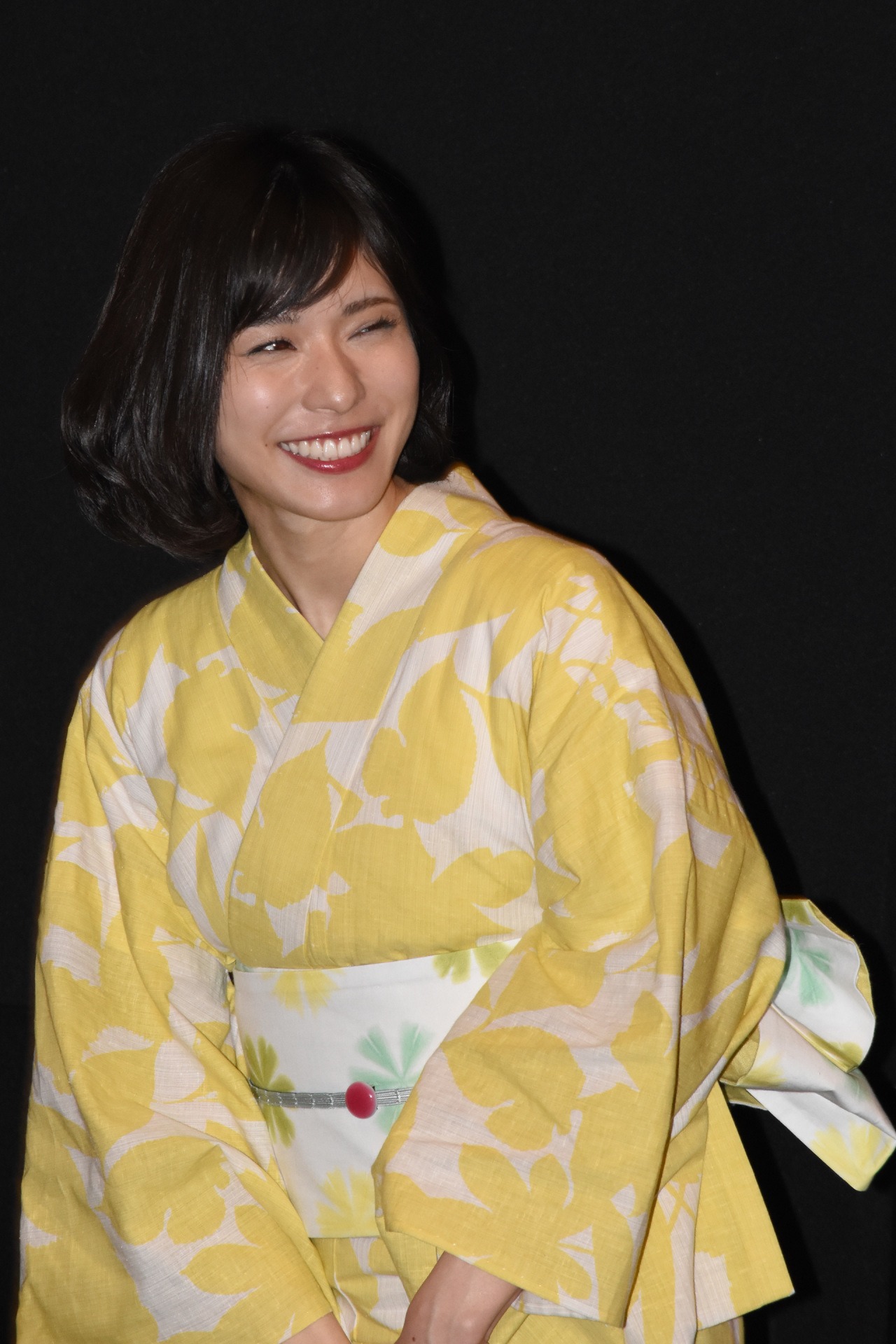 松岡茉優