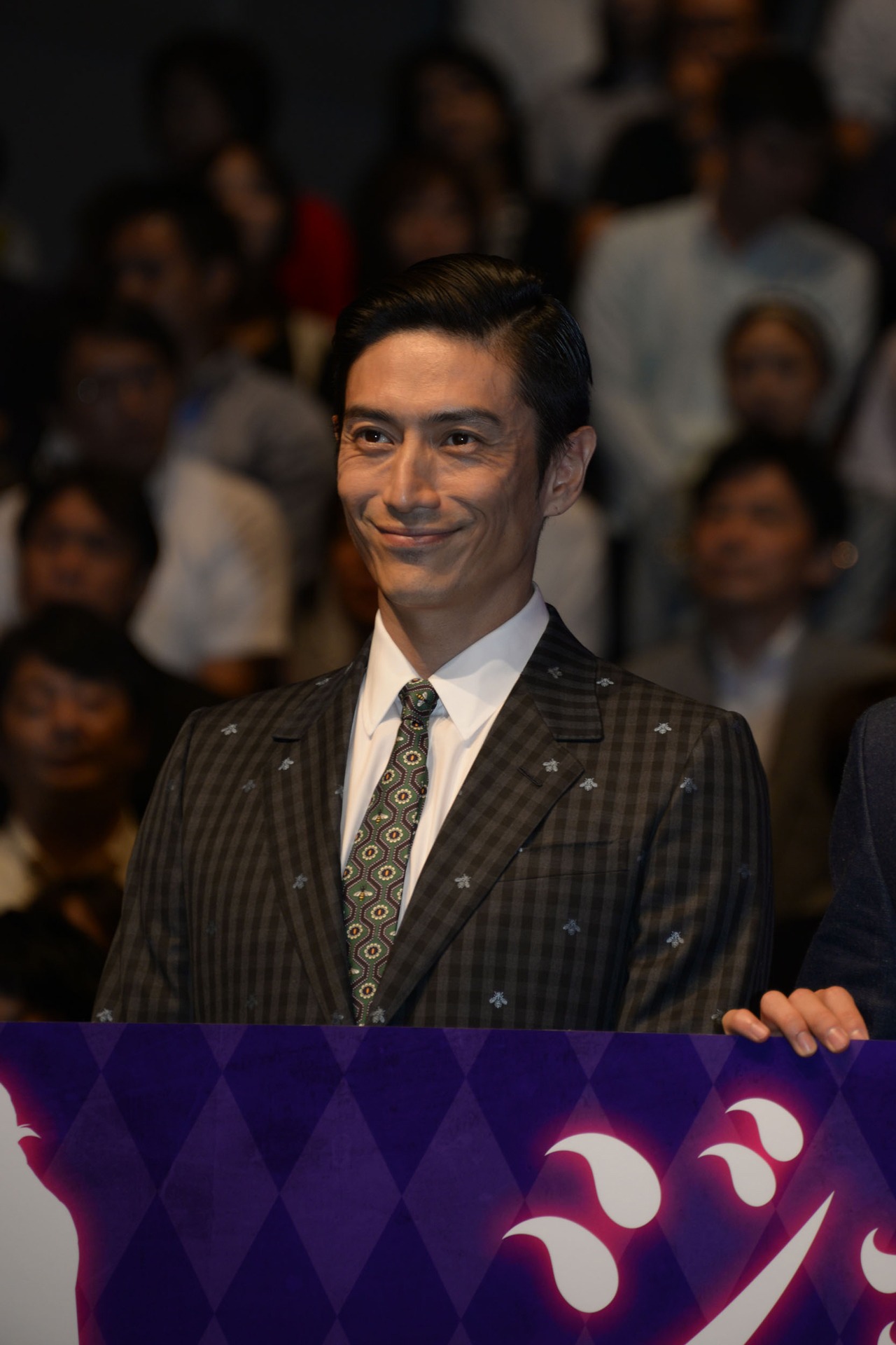 伊勢谷友介