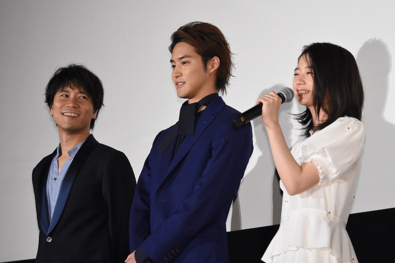 左から萩原健太郎、白石隼也、桜田ひより。 - 「東京喰種」鈴木