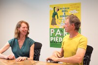 「ロスト・イン・パリ」監督のドミニク・アベル（右）とフィオナ・ゴードン（左）。