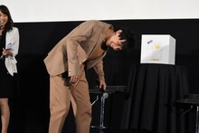 ドSな言葉を言って、照れる吉沢亮。