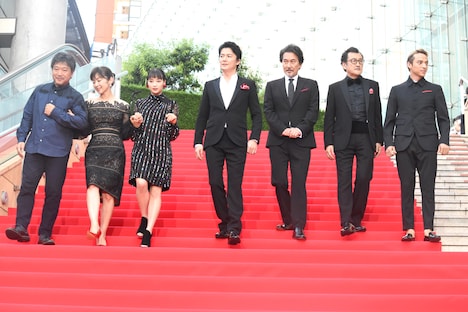 「三度目の殺人」レッドカーペットイベントの様子。