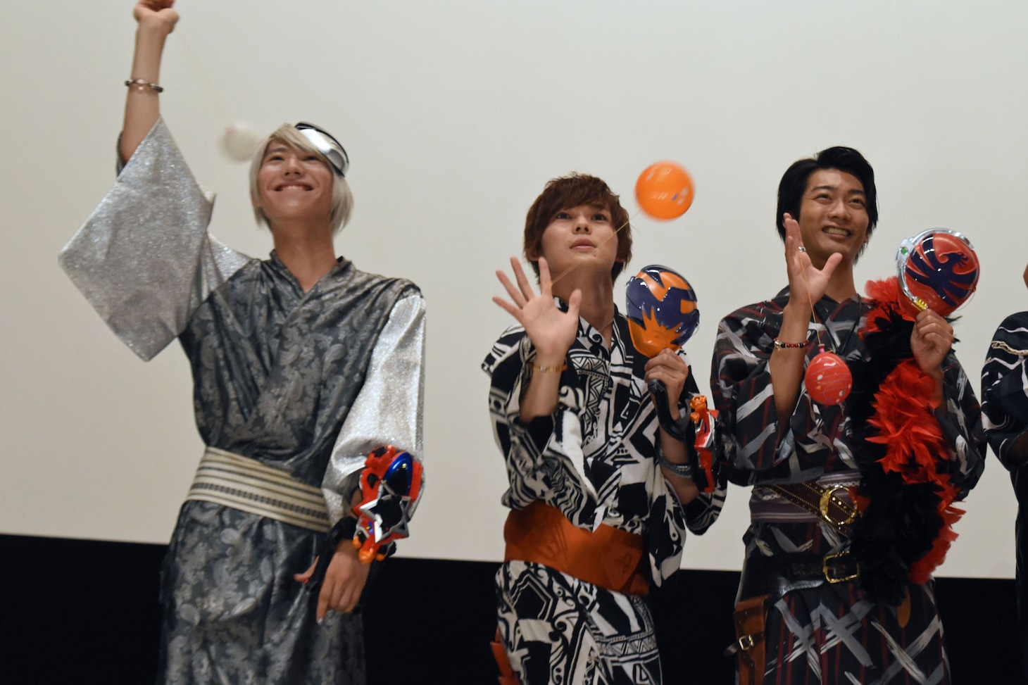 左から山崎大輝、岸洋佑、南圭介。