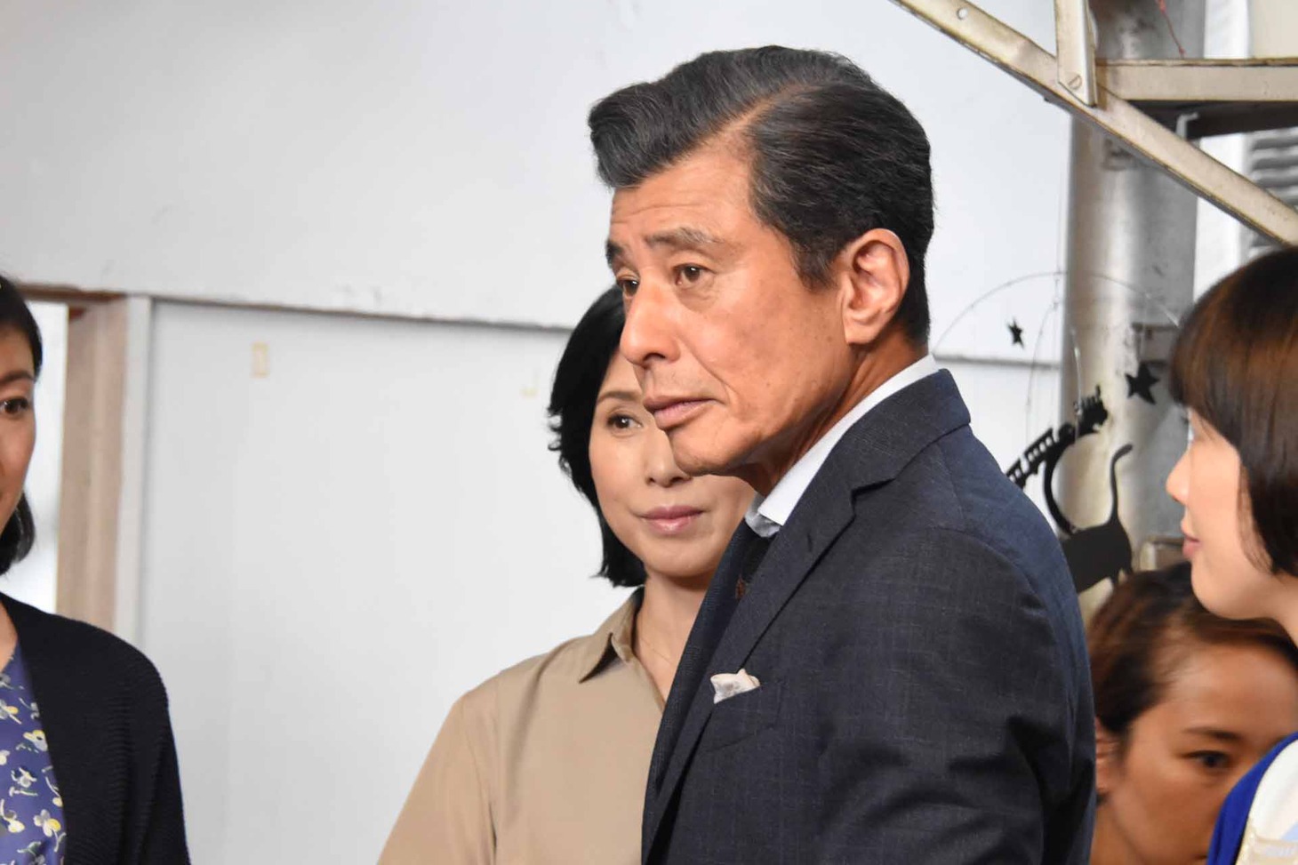 舘ひろし