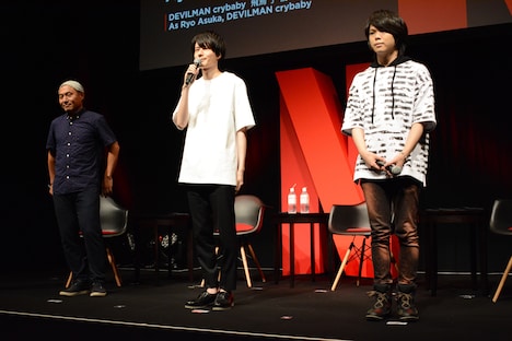 左から湯浅政明、内山昂輝、村瀬歩。