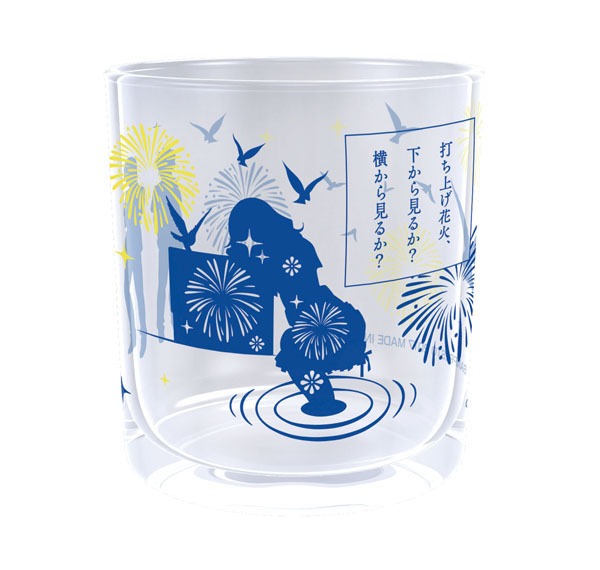 C賞のグラス（全3種）。