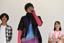 「残念でした」という劇場版でのセリフを披露した甲斐翔真（中央）。