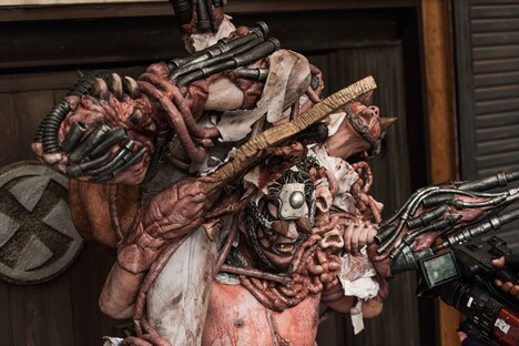 「蠱毒 ミートボールマシン」新場面写真