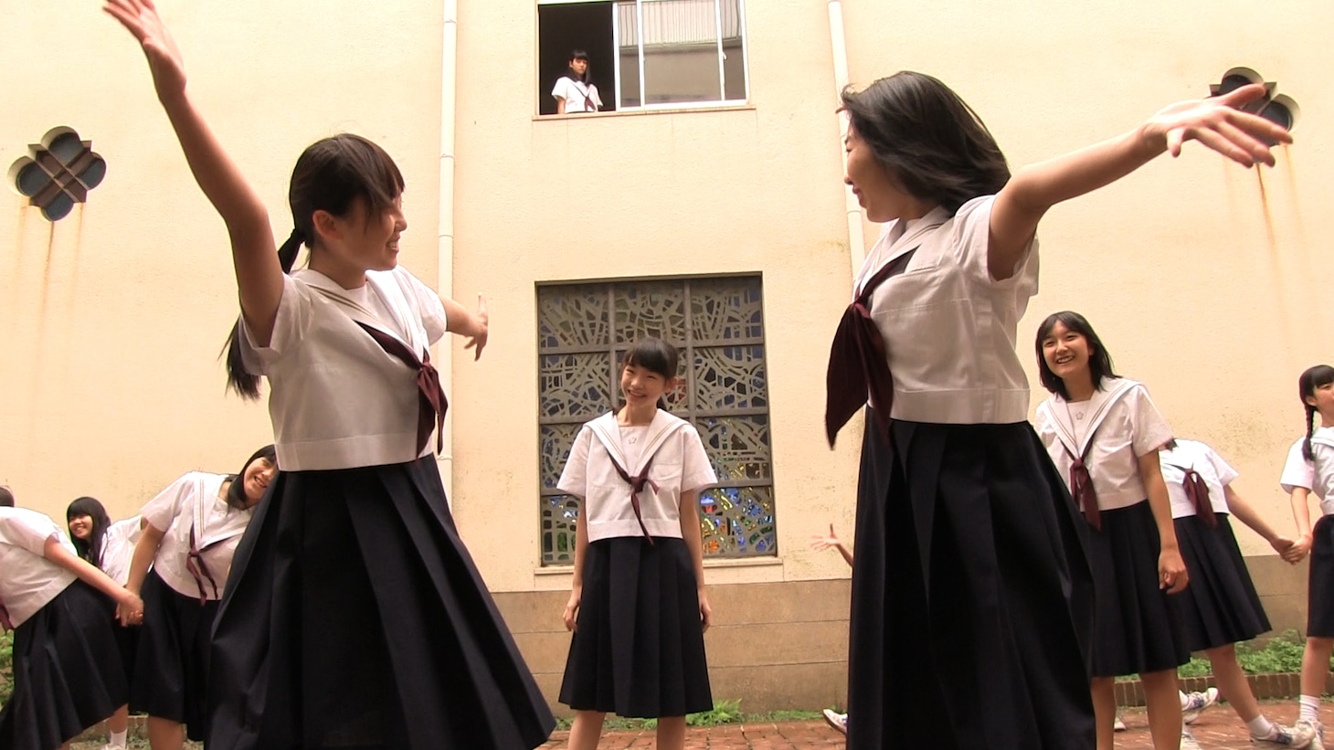 「隣人のゆくえ-あの夏の歌声-」