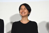 満面の笑みを浮かべる長澤まさみ。