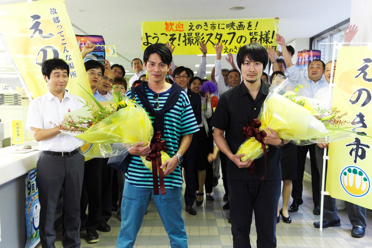 吉沢悠、戸次重幸、前野朋哉の共演作「エキストランド」11月公開、場面写真が解禁