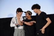 左から野田洋次郎、ヤン・イクチュン、松永大司。