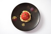 丸ごとトマトの冷製花火パスタ（1490円）
