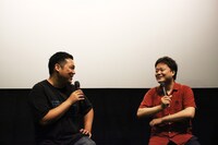 左から土居伸彰、水江未来。