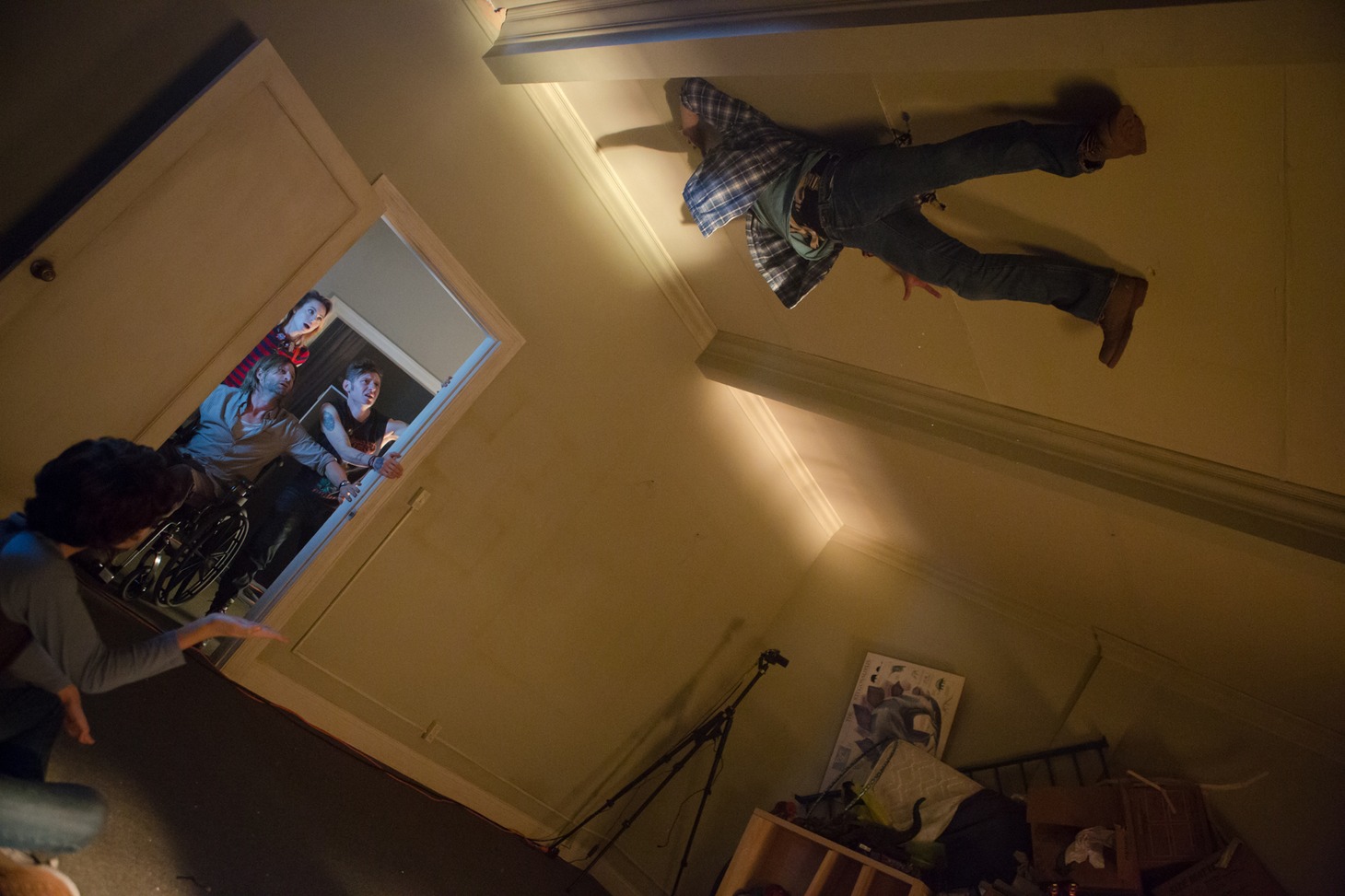 「ドクター・エクソシスト」 (c)2016 Incarnate Productions, LLC. All Rights Reserved.