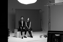 左から今田耕司、ベッキー。