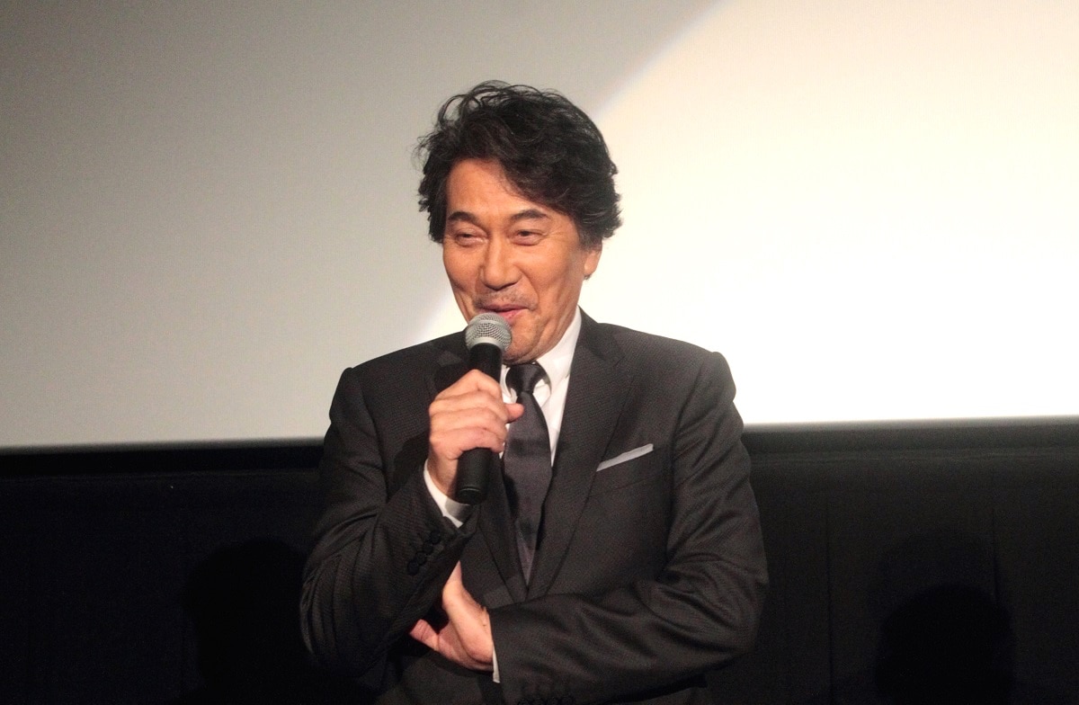 岡田准一、「関ヶ原」舞台挨拶で役所広司を称賛「俳優界の怪物」