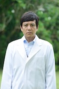 「ドクターY~外科医・加地秀樹~」より、勝村政信演じる加地秀樹。